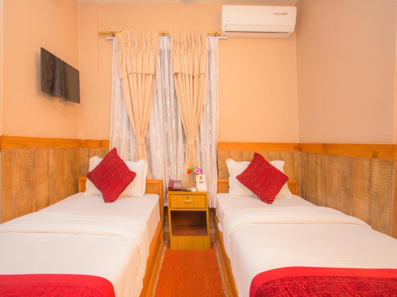 Grand Shivalaya Hotel And Restro Pokhara Exterior foto